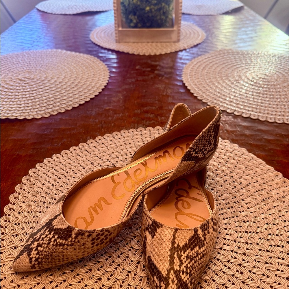 Sam Edelman Black and Cream Snakeskin Heels